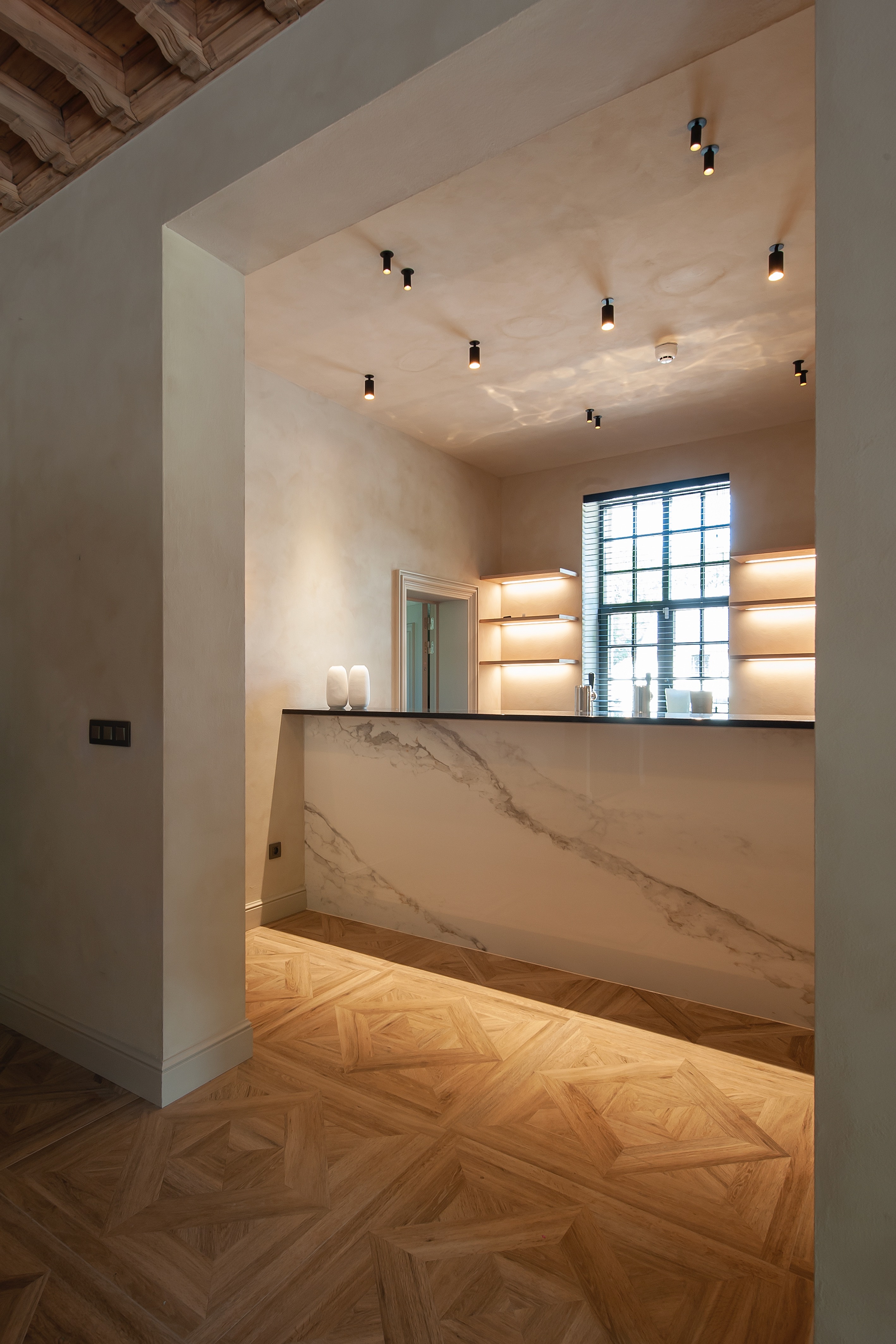 BDESIGN 009