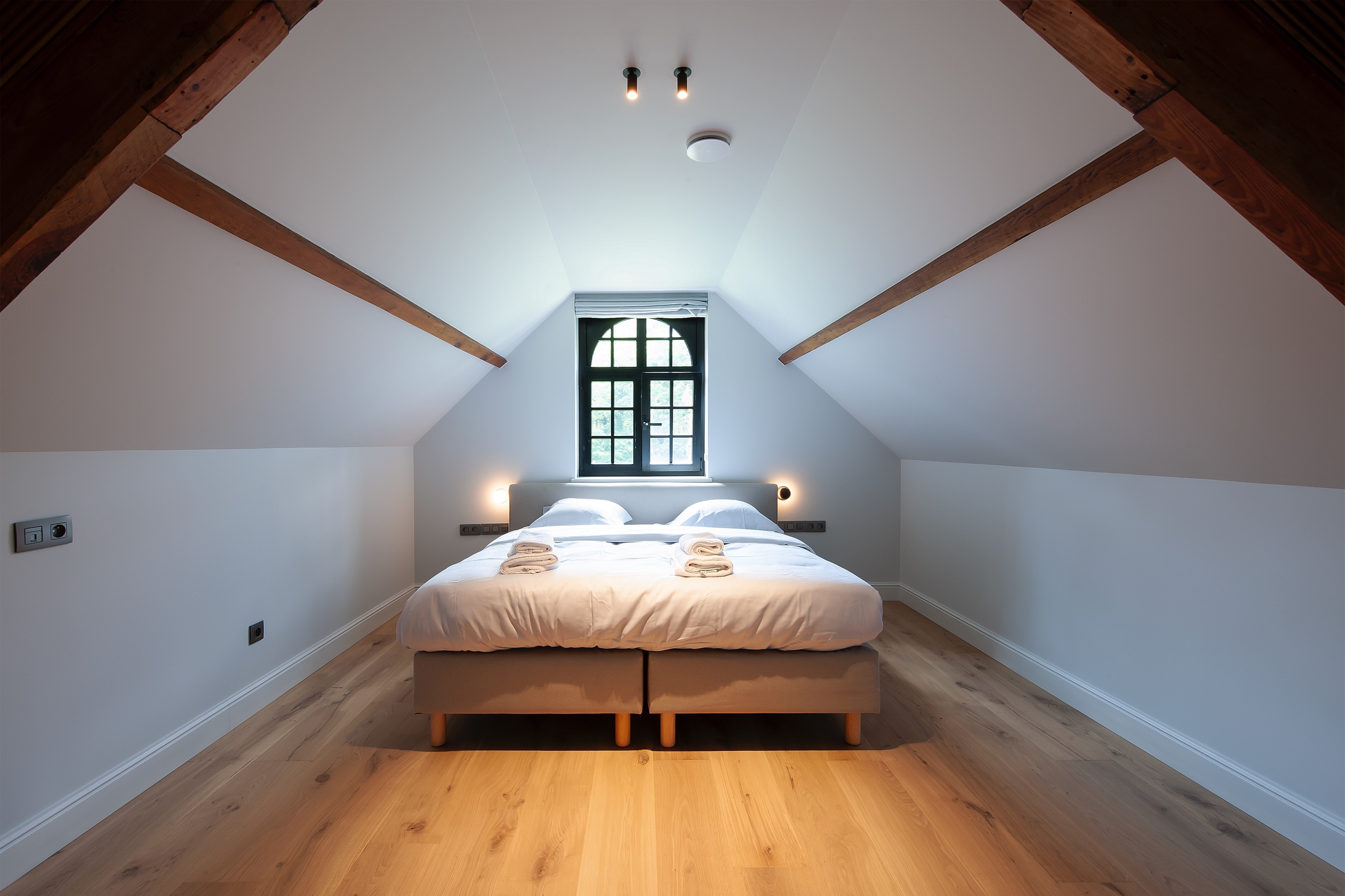 BDESIGN 043