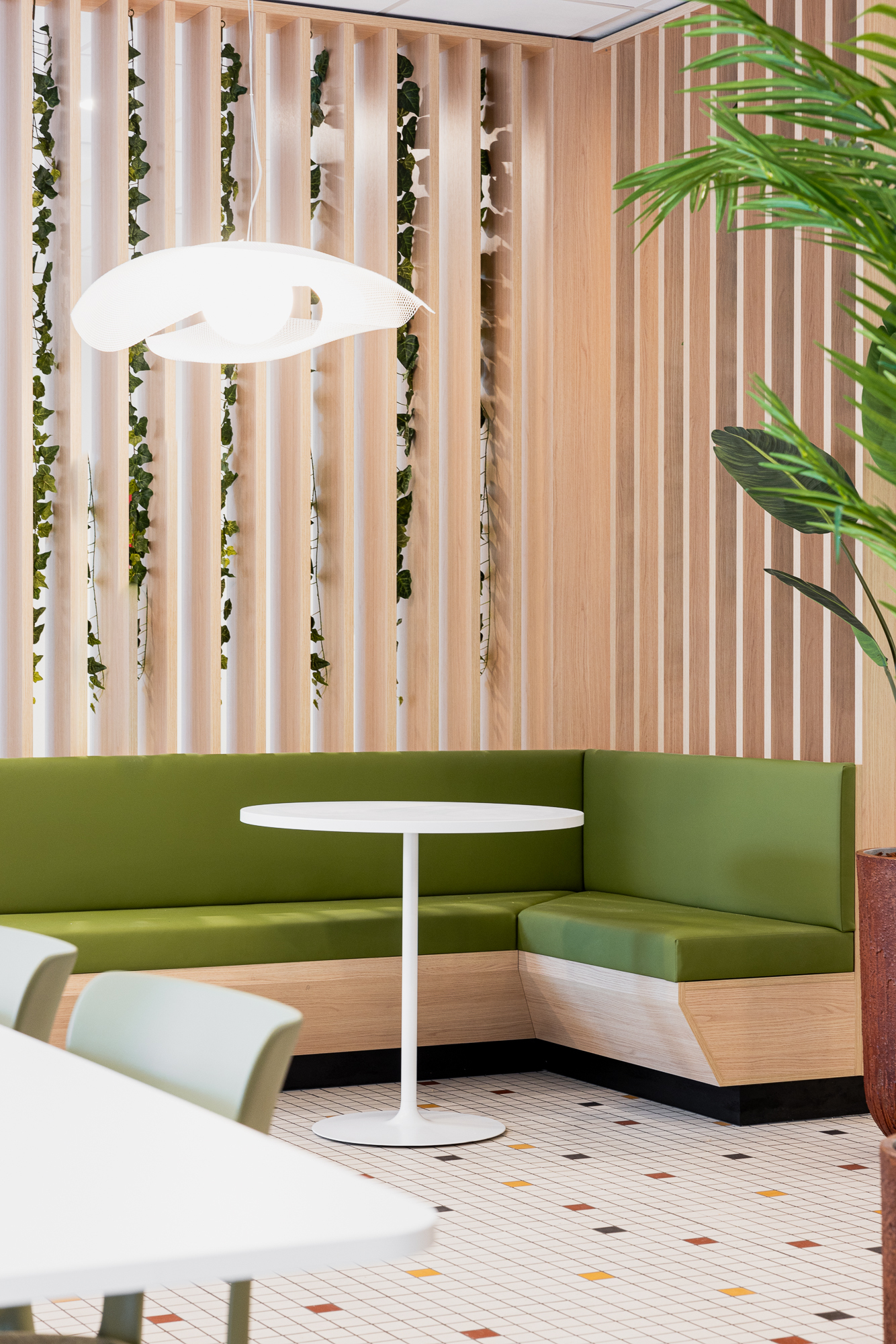 BBDESIGN SCIENSANO 01 6 X8 A7978 WEB